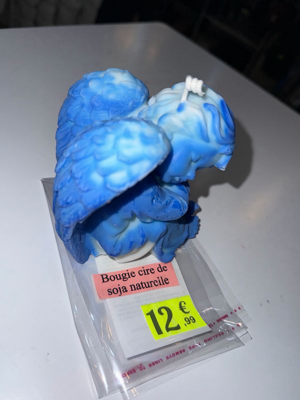 Bougie ange bleu et blanc 👼 assis 🕯️ cire de soja végétale