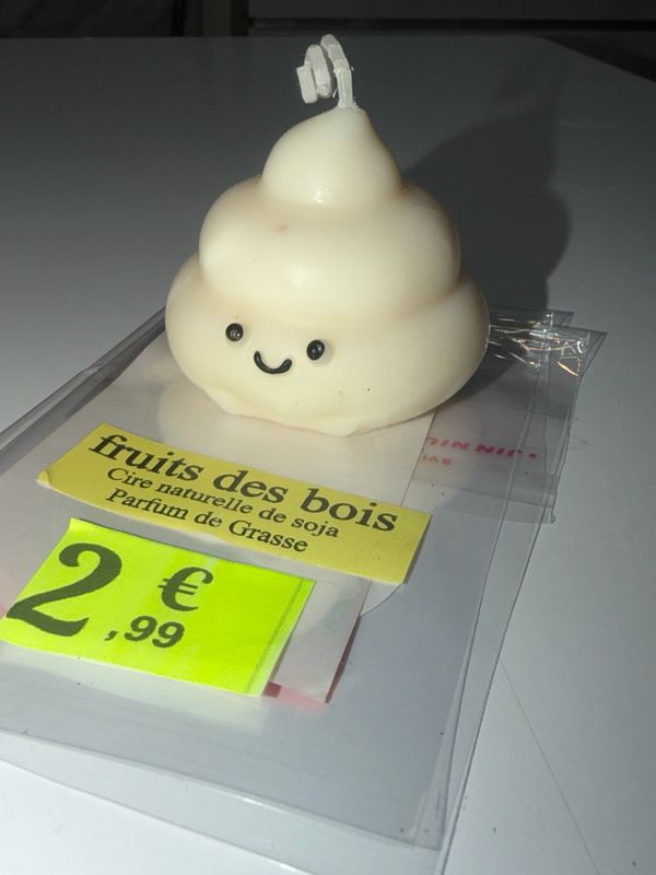 Bougie artisanale caca 💩 blanc 🕯️ cire de soja végétale