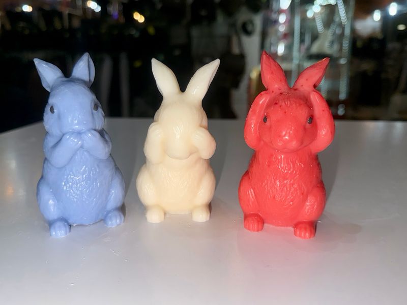 Lot de 3 lapins 🐇 « je vois rien je dis rien j’entends rien » 🕯️ cire de soja végétale