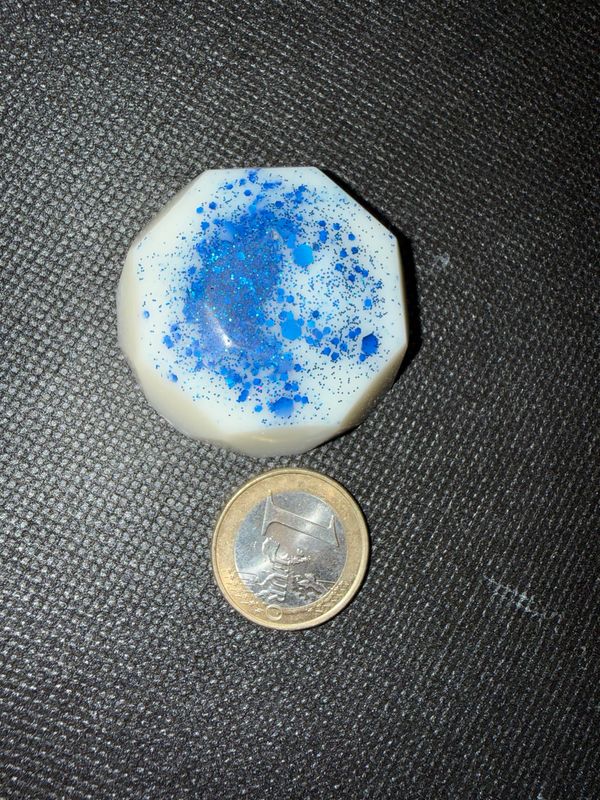 Fondant parfumé diamant 💎 blanc pailletée bleu 🕯️ cire de soja végétale