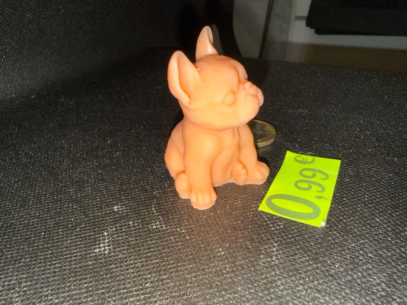 Fondant chien bouledogue français orange 🕯️ cire de soja végétale