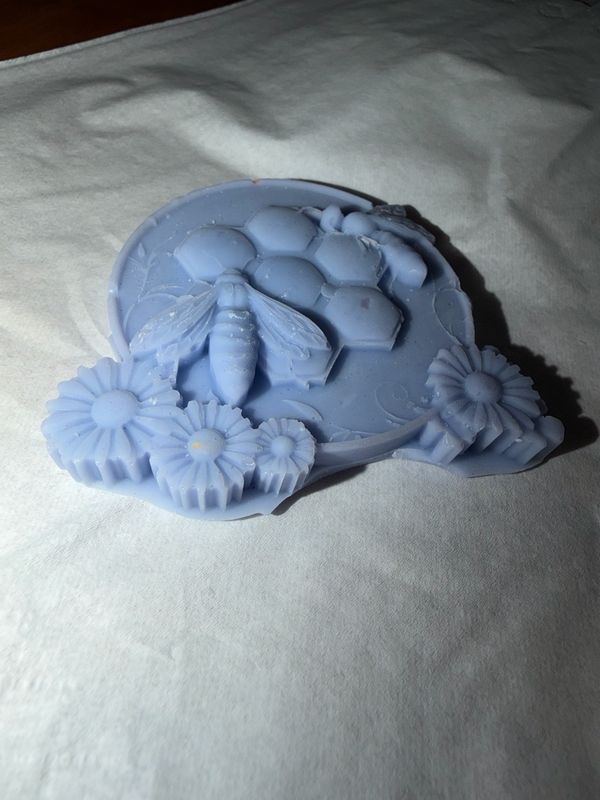 Fondant abeille bleu 🐝 🕯️ cire de soja végétale