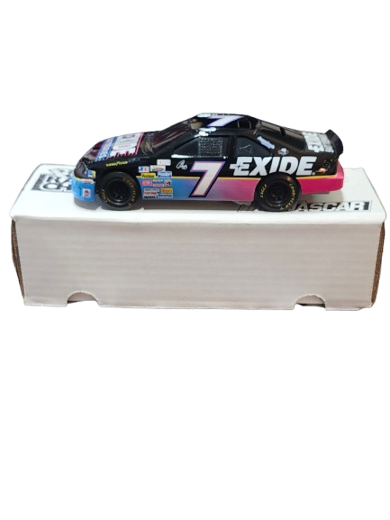 NASCAR Racing Champions #7 Geoff Bodine Exide Batteries 1995 Ford T-Bird Bank 1:24 Diecast