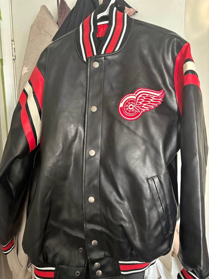 NHL Detroit Red Wings Jacket Large