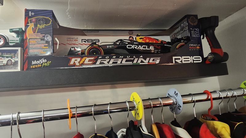 F1 21" Oracle Red Bull Racer with Remote &amp; Box