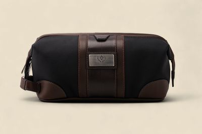 EXECUTIVE NYLON SHAVE CASE