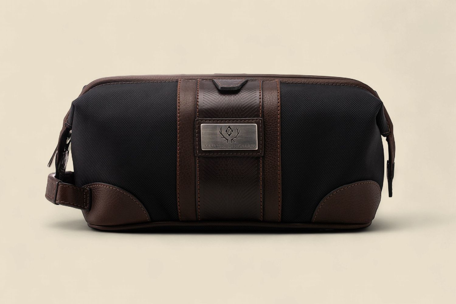 EXECUTIVE NYLON SHAVE CASE, Color: Black, Size: OS