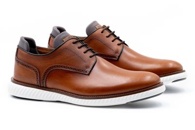 COUNYRAIRE SADDLE LEATHER PLAIN TOE - WHISKEY