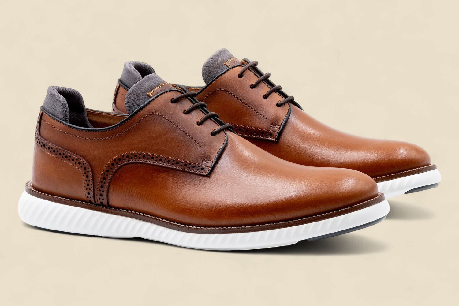 COUNYRAIRE SADDLE LEATHER PLAIN TOE - WHISKEY