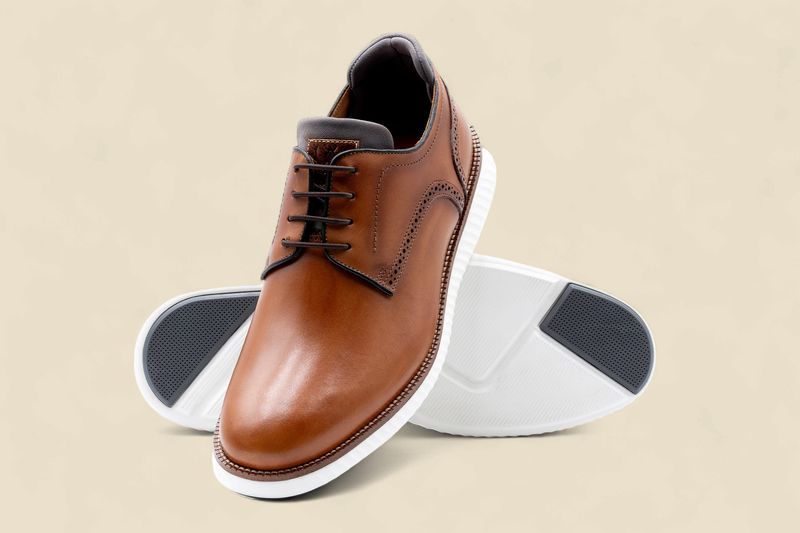 COUNYRAIRE SADDLE LEATHER PLAIN TOE - WHISKEY