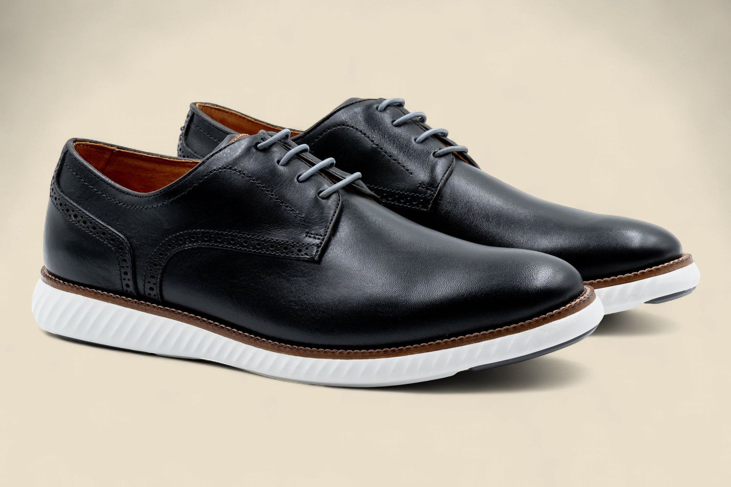 COUNYRAIRE SADDLE LEATHER PLAIN TOE - BLACK