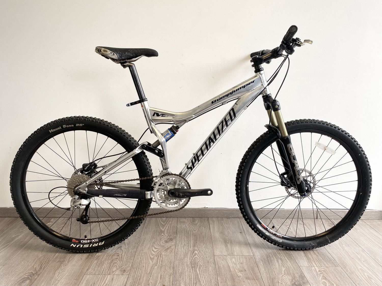 Specialized - Stumpjumper  M4