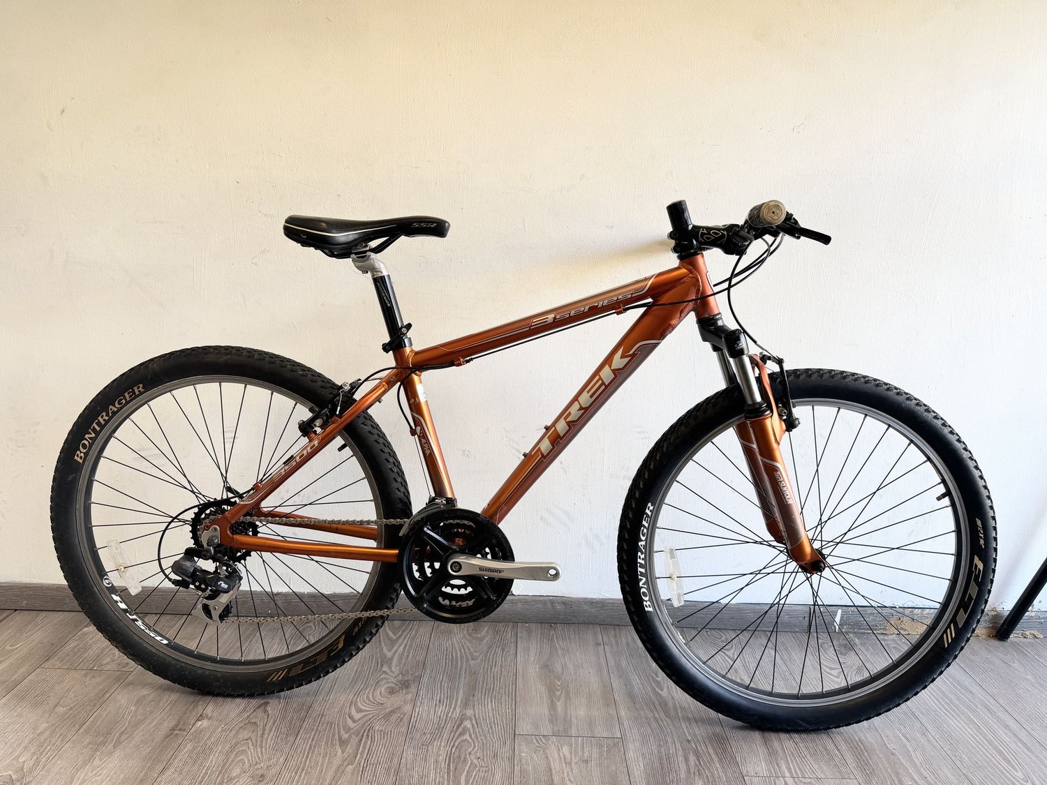 Trek - 3500 (Naranja)