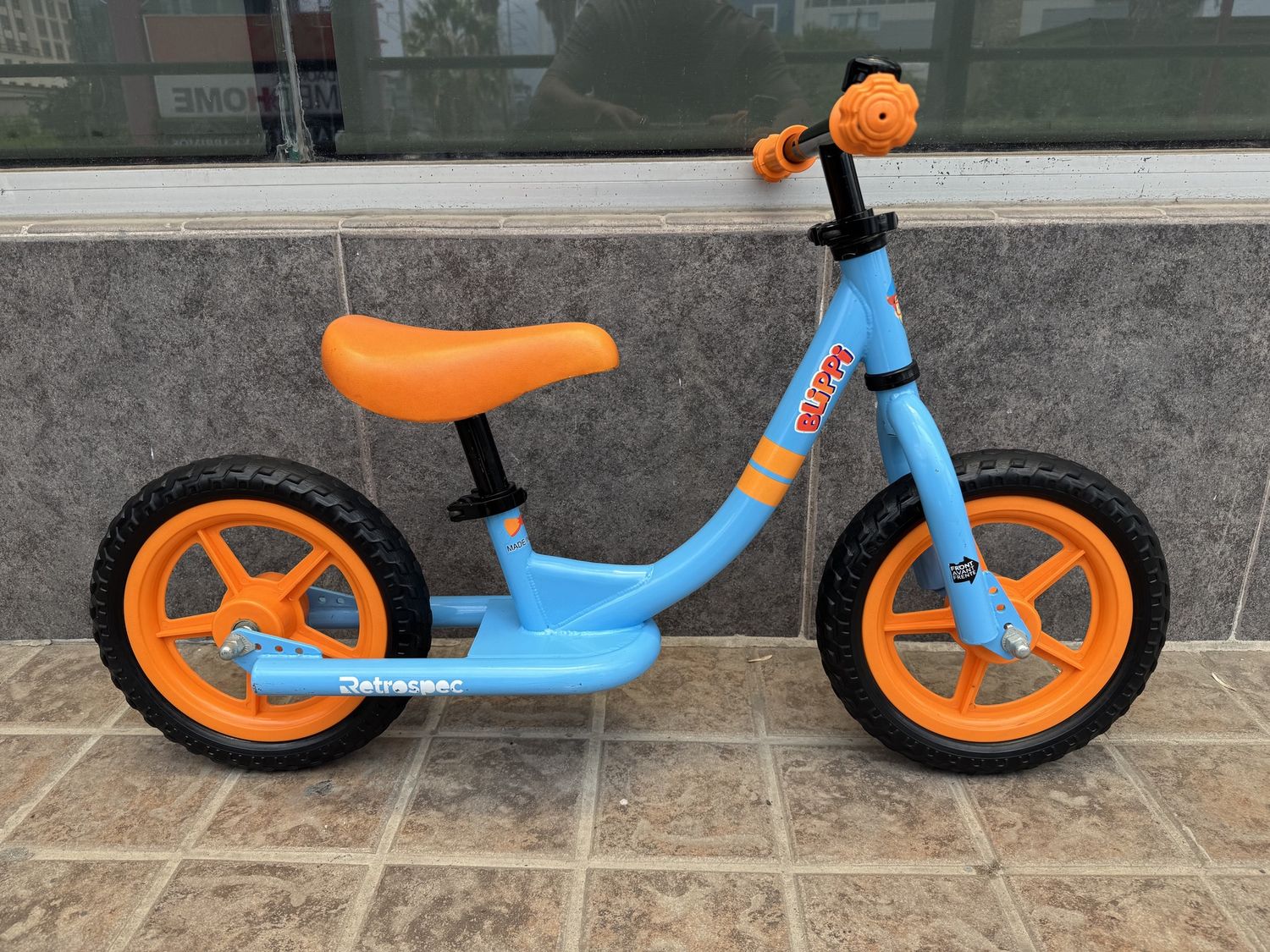 RETROSPEC - BLIPPI