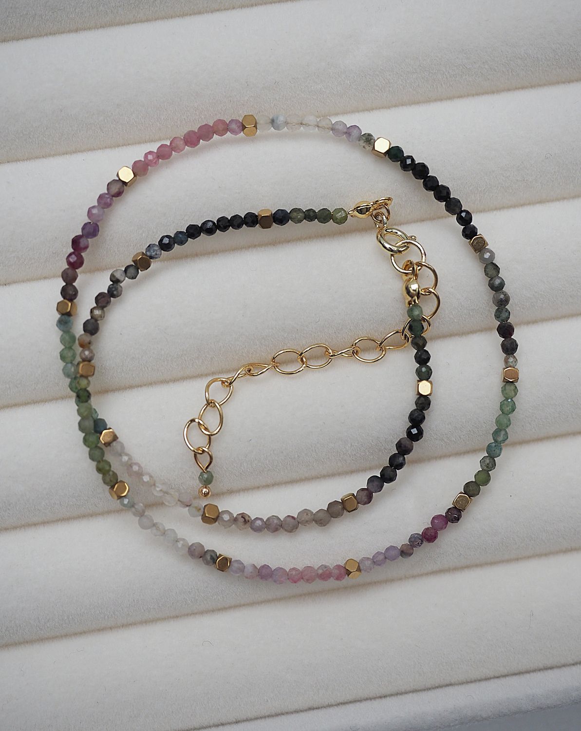 Choker &quot;Delikatność - kolorowy turmalin&quot;