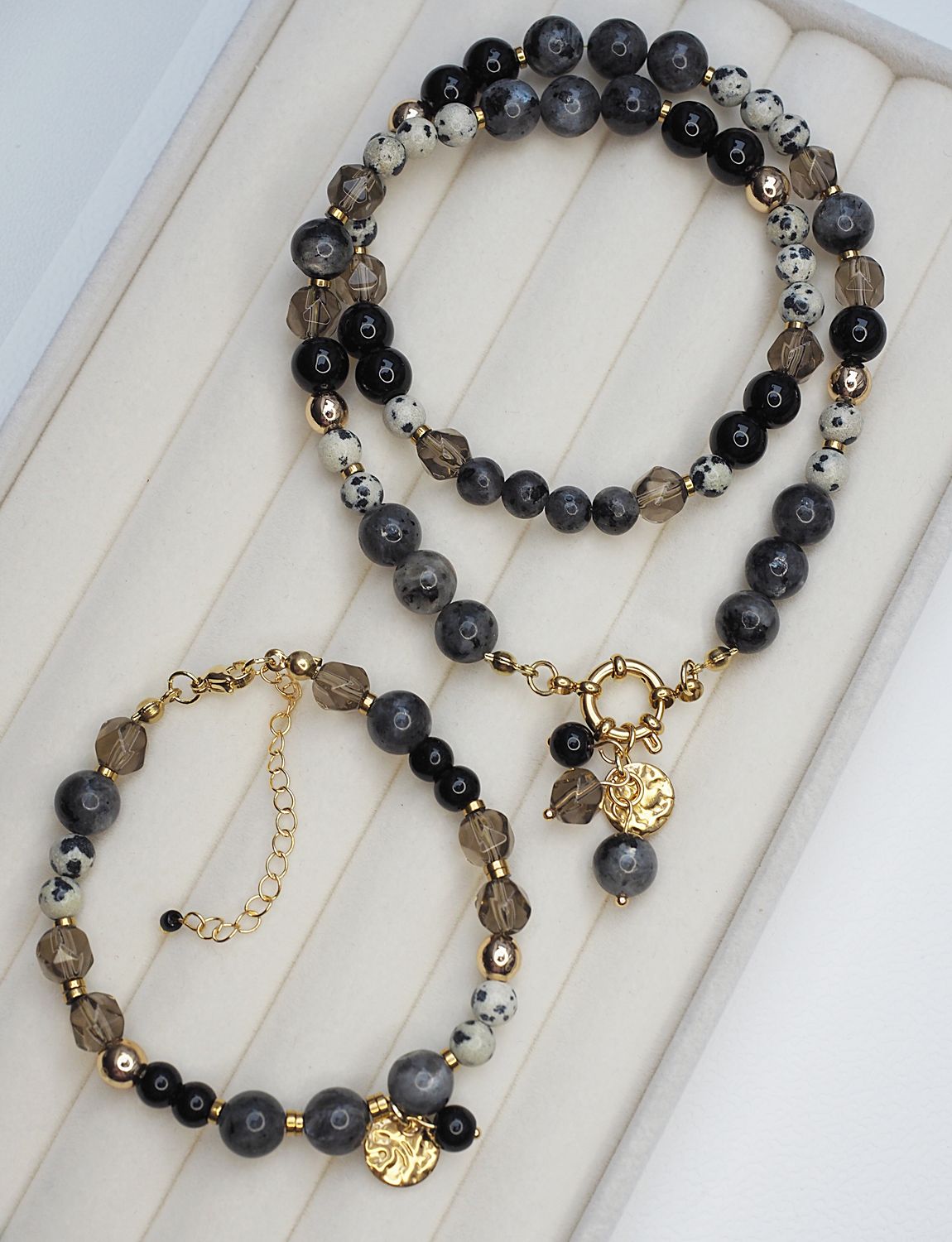 Naszyjnik &quot;Dalmatian Night&quot;