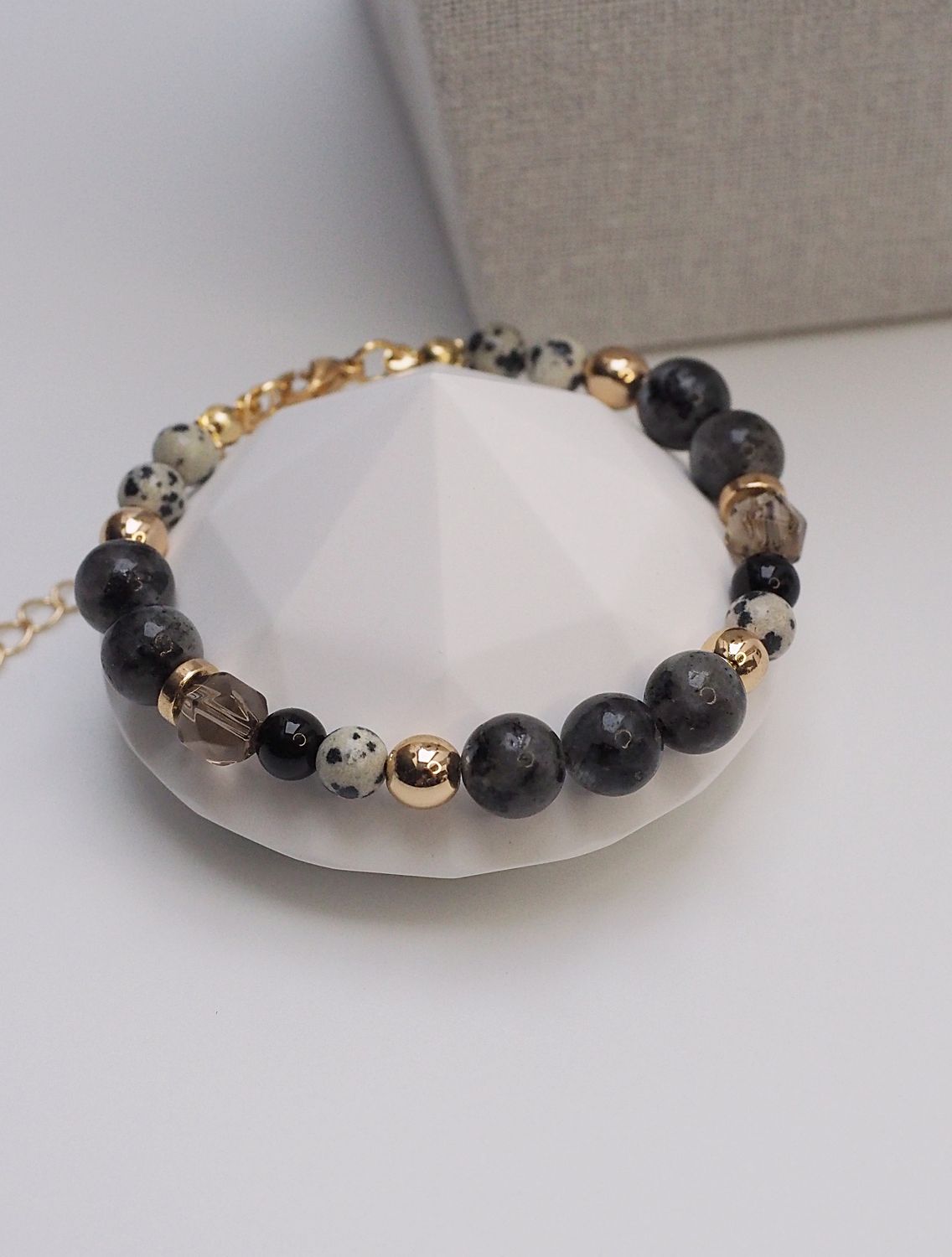 Bransoletka "Dalmatian Night"