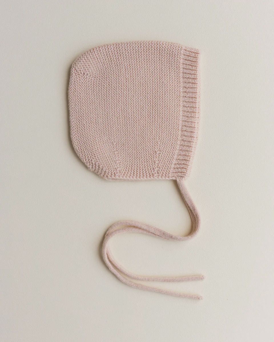 Hvid - Bonnet dolly L (12-24M) Apricot