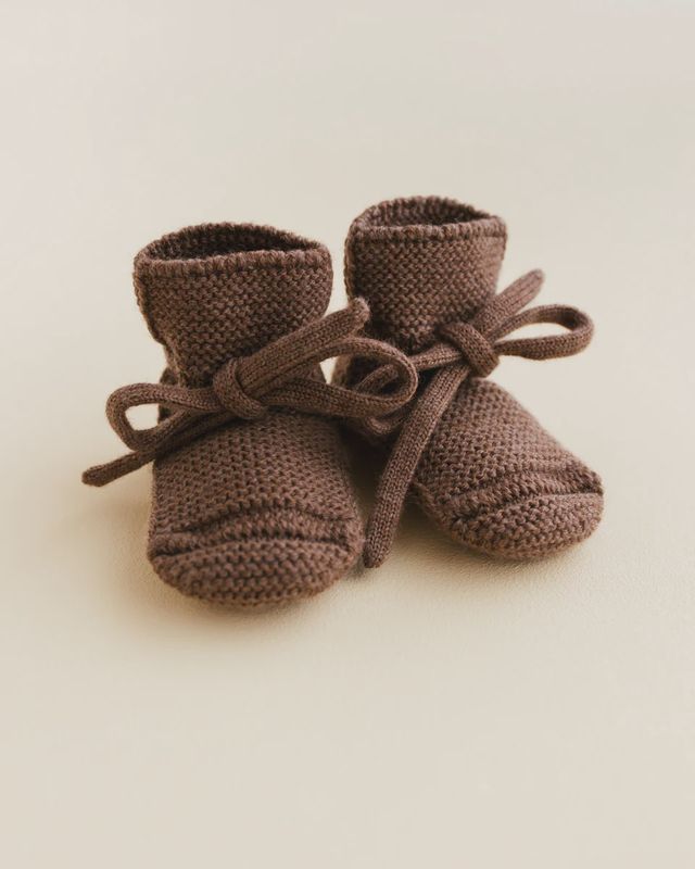 Hvid - booties 9-15 months: Mocha