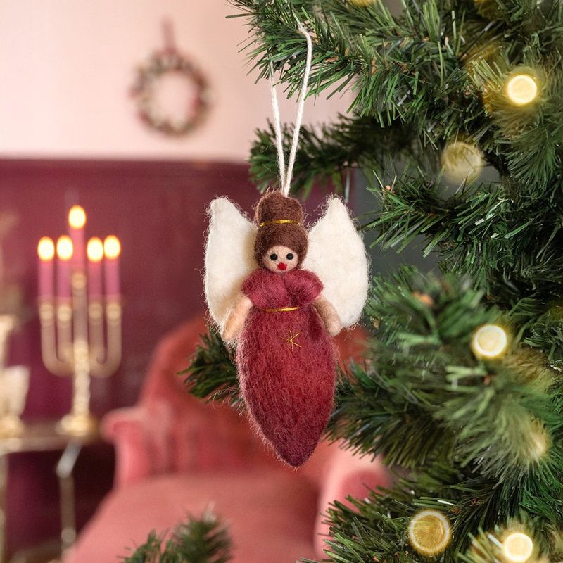 Hanger engeltje cyclaam