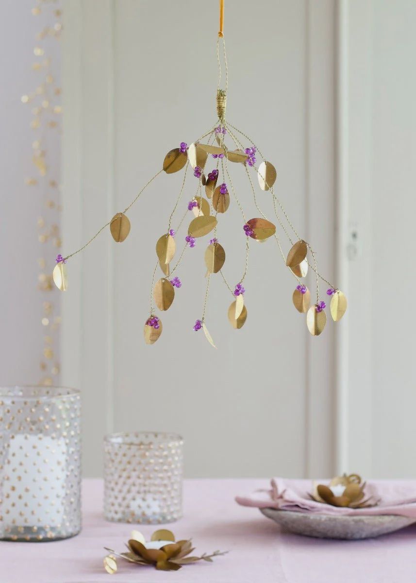 Bladboeket paarse kralen