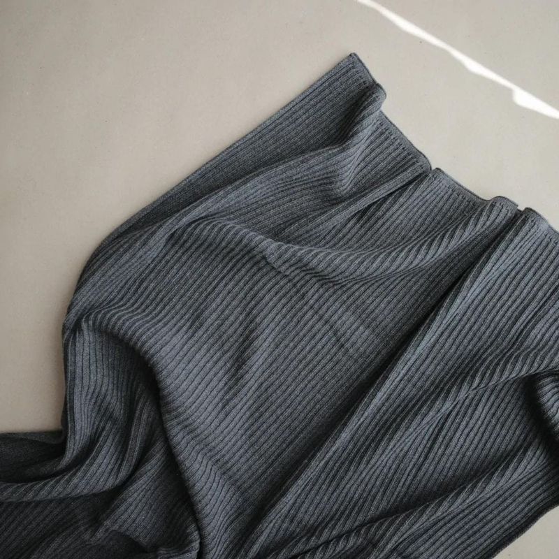 Mushie blanket ribbed - dark gray melange