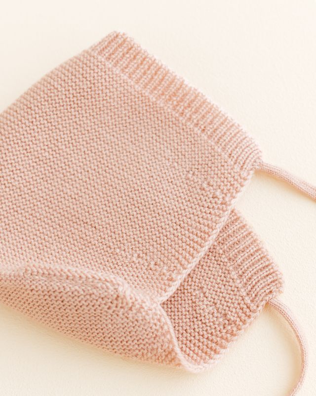 Hvid - bonnet newborn apricot