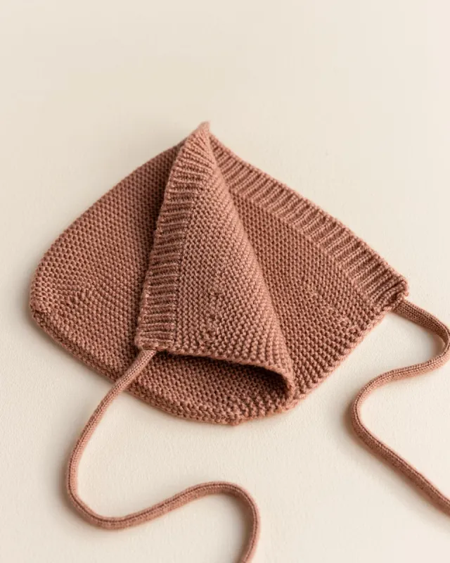 Hvid - Bonnet dolly S (1-3m) terracotta