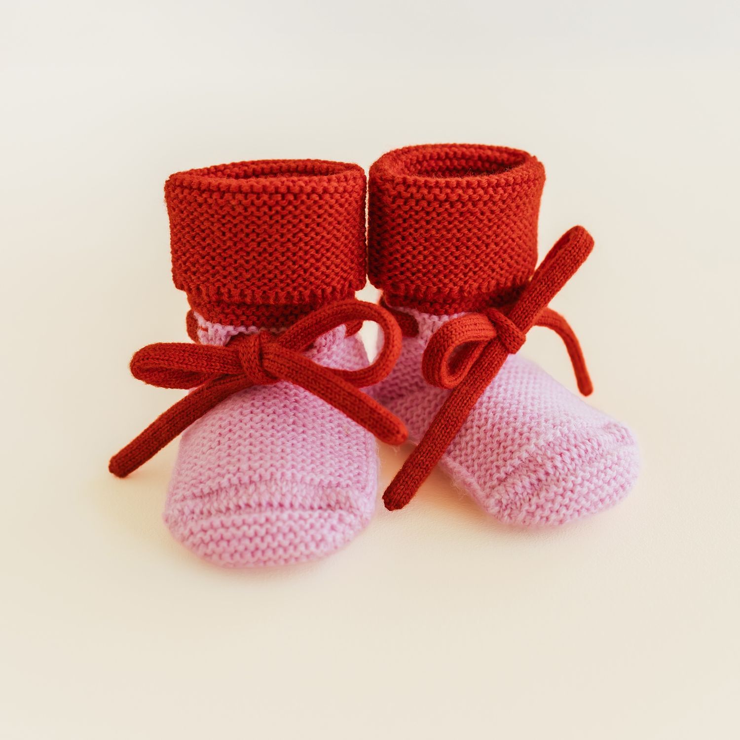 Hvid - booties cotton candy/red