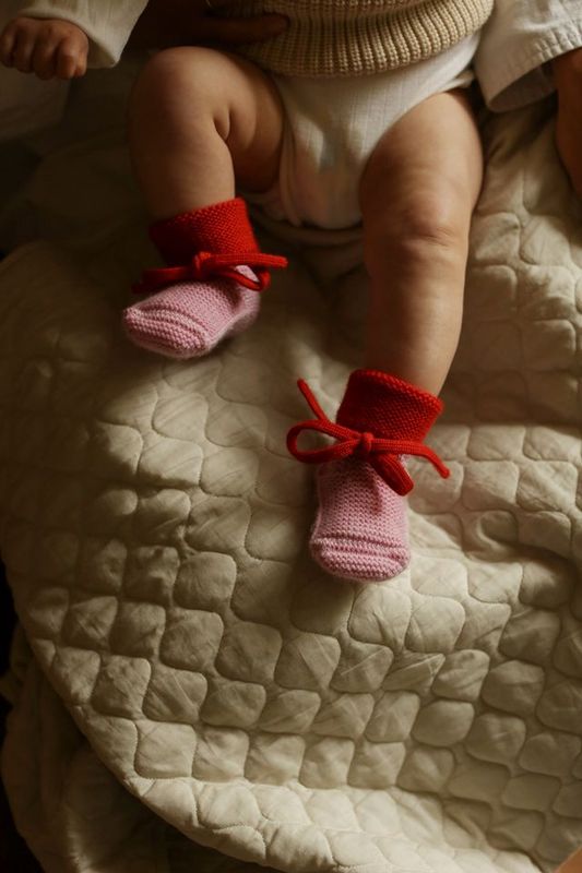 Hvid - booties cotton candy/red