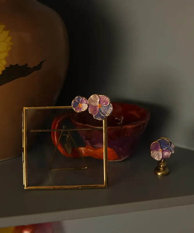 Valery violet polaroid frame