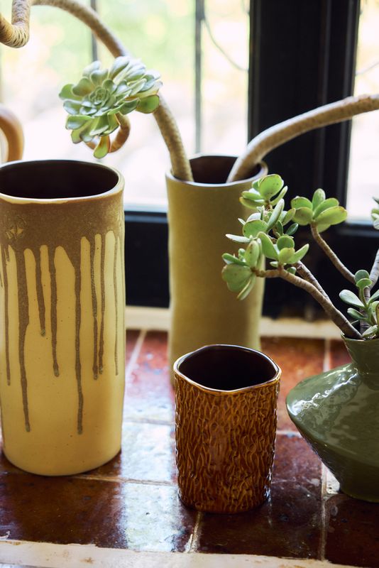 Long vase melting brown