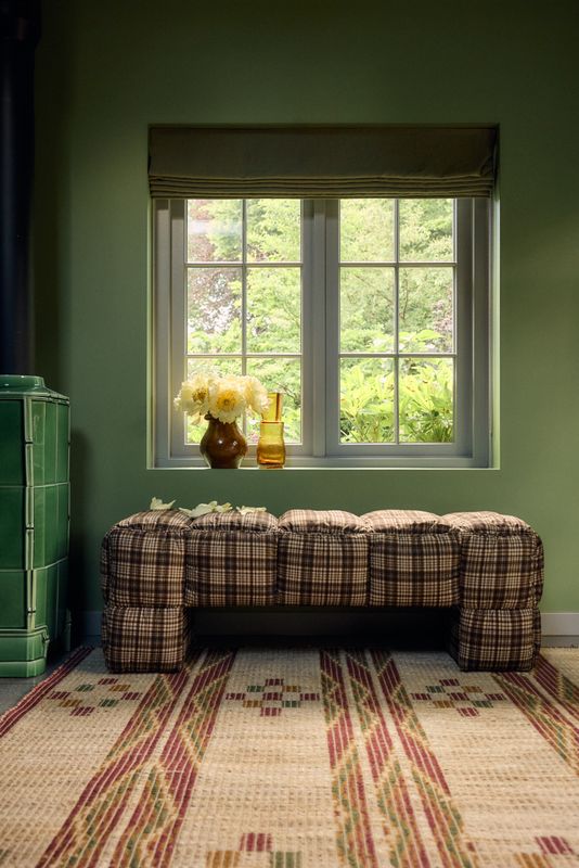 Puffy lobby bench, farmhouse