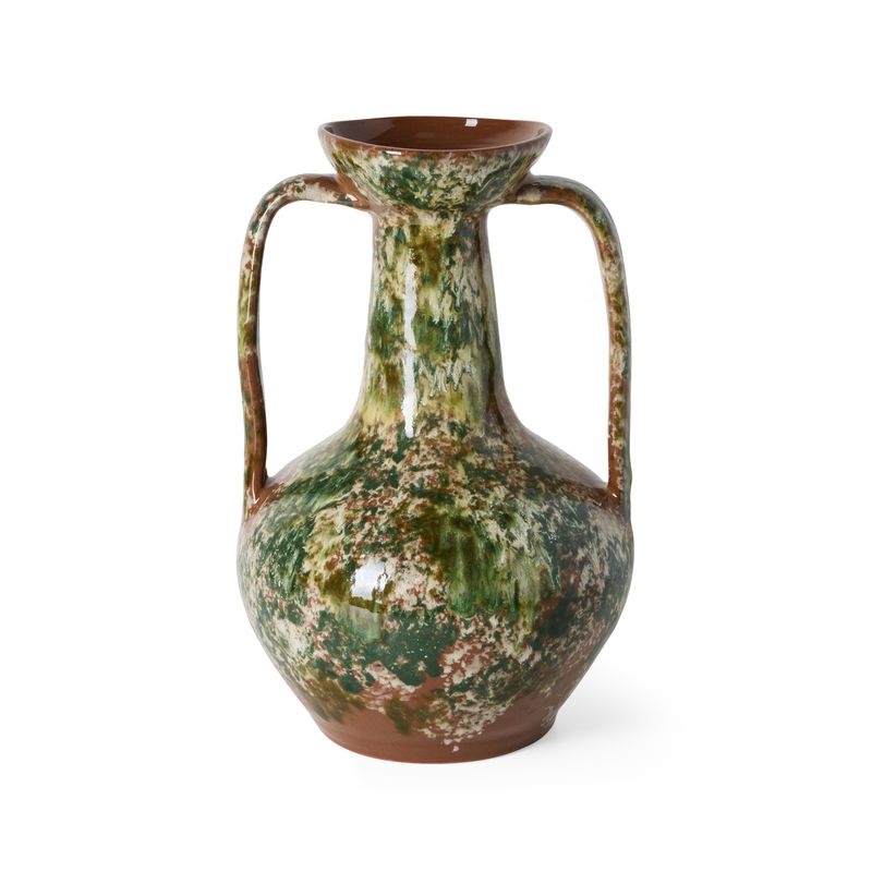 Robust amphora vase barn