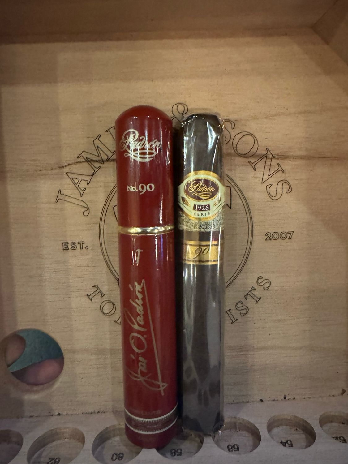 Padron 1926 No.90 Madruo (5 1/2 x 52) Single