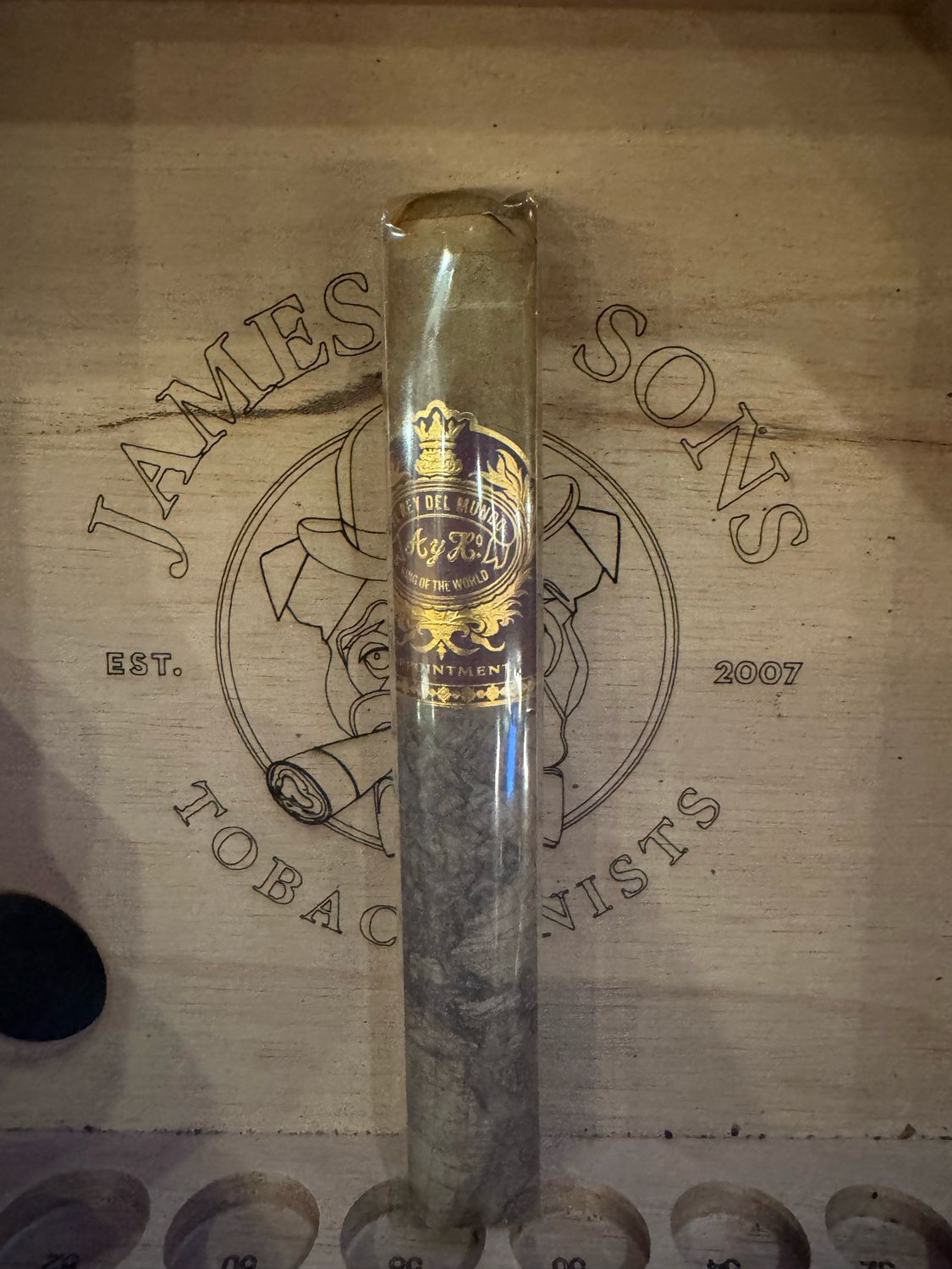 El Rey Del Mundo Appointment Toro (6x52) Single