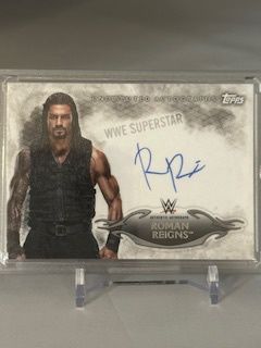 2015 Topps Roman Reigns Auto