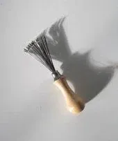 Annie Brush Tool Cleaning