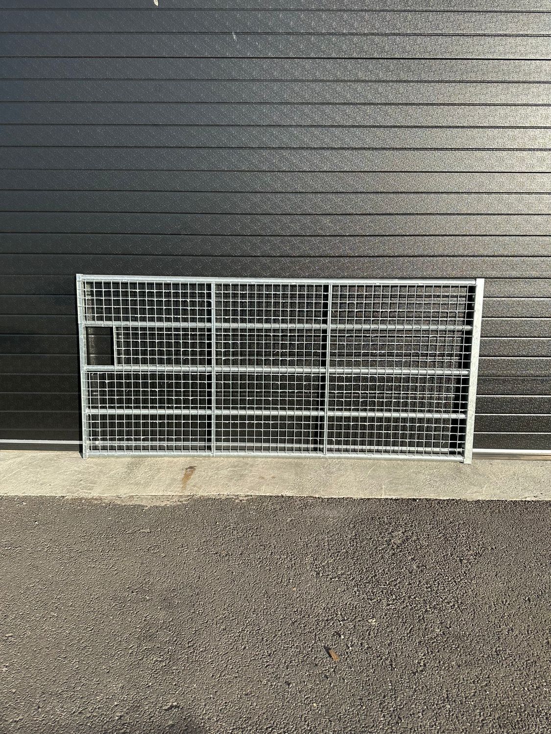 Weidepoort vol gaas 244cm Weidepoort vol gaas 244cm