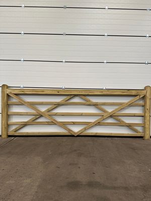 Houten weidepoort den