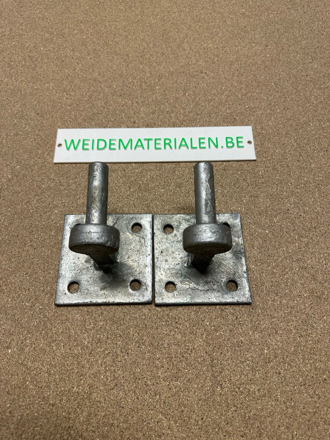 Duim op vierkante plaat Duim op vierkante plaat