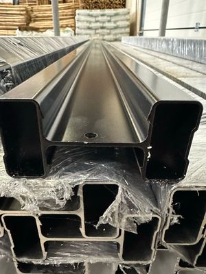 Aluminium tussenpaal