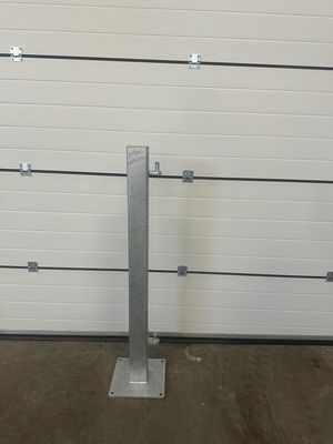 Poortpaal duim vierkant op voet 10x10