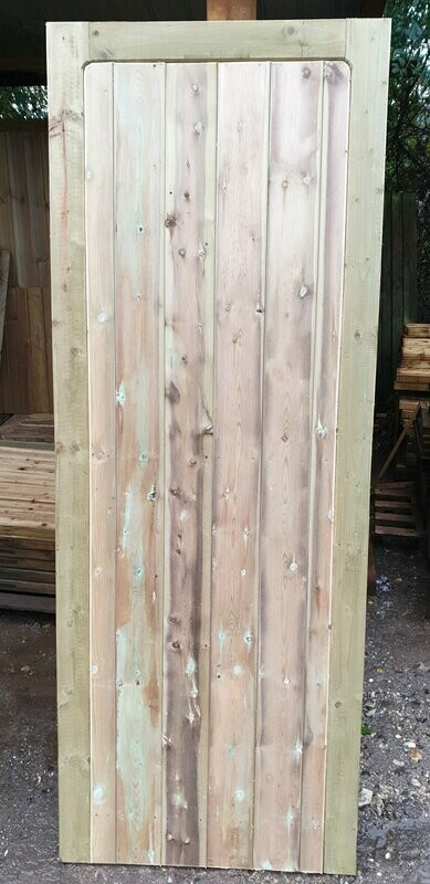 Solid Top Rail TGV Gate 1.9m High