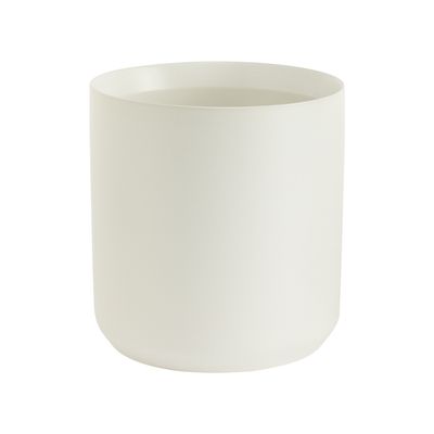9”H X 8.5” WHITE  KENDALL POT COLLECTION (AD)
