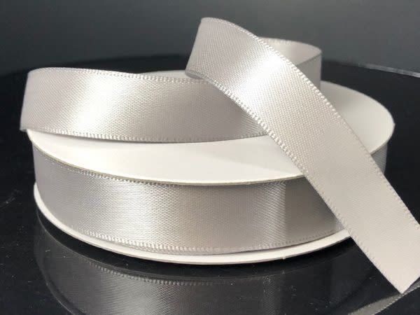 SILKY DOUBLE FACE SATIN NON WIRED EDGE 5/8"" x 25 YD SILVER