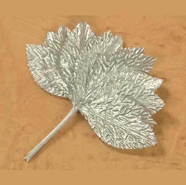 2.75in. SILVER  CORSAGE LEAVES