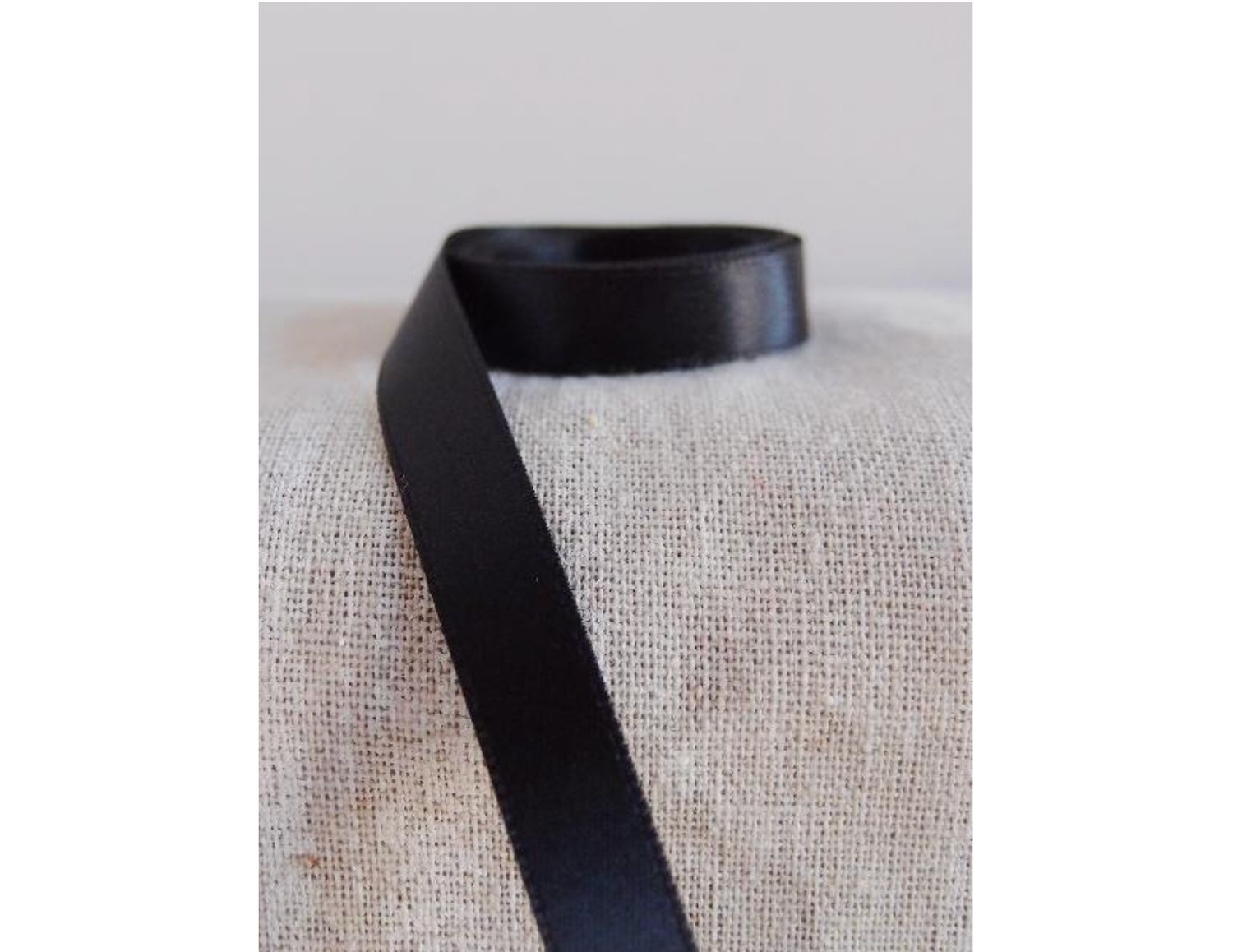 3/8’’ X 50 YD BLACK DOUBLE FACE RIBBON