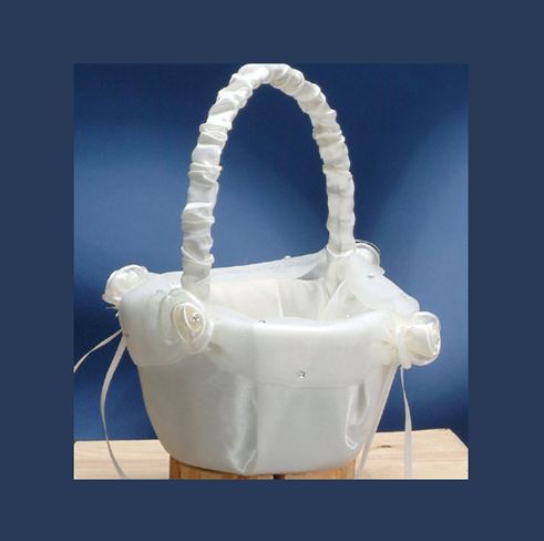 6in.X8in IVORY. FLOWER BASKET