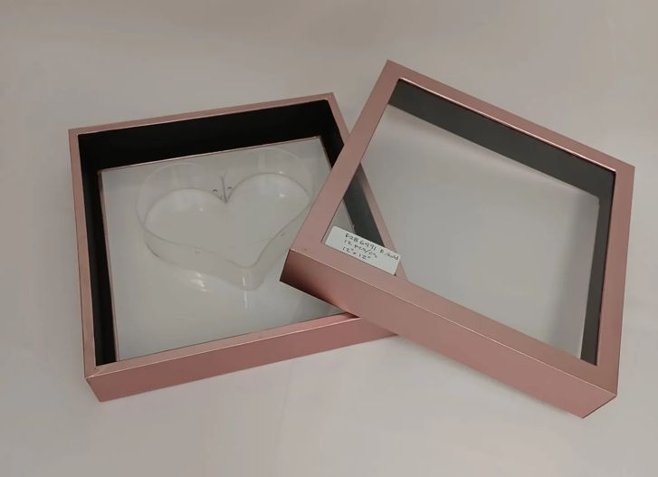 60% off was $40 now $16. ROSE GOLD  ACRYLIC MAGNETIC SQUARE BOX hat box